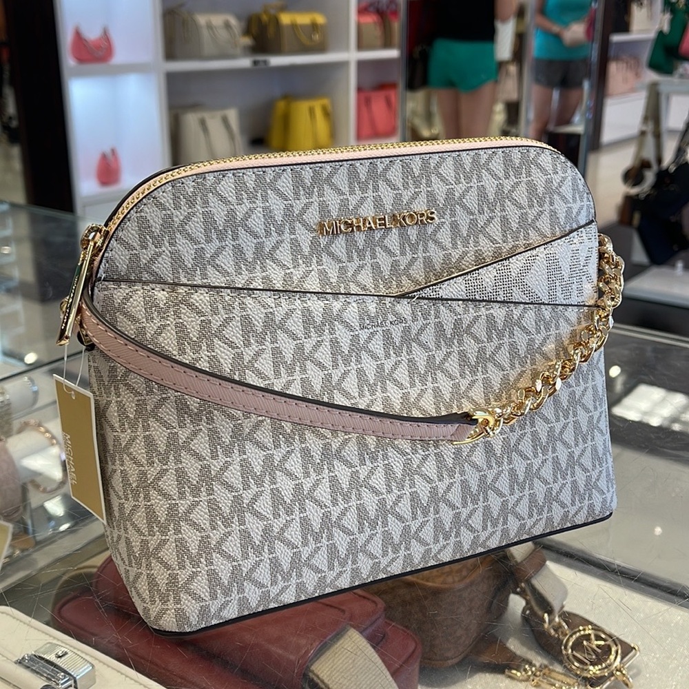 MICHAEL KORS Jet Set Medium Logo Dome Satchel Crossbody 
Powder Blush 
NWT